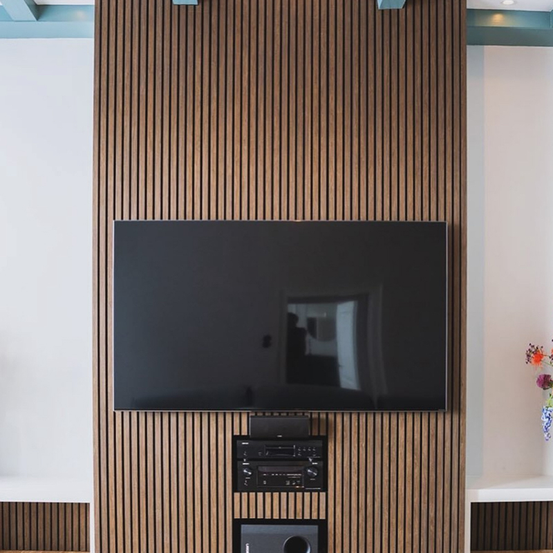 Diverse materialer Trelister Kontordekorasjon Veggpaneler Rister Lydabsorberende paneler Grafisk design Prosjektløsning Diverse materialer Trelister Kontordekorasjon Veggpaneler Rister Lydabsorberende paneler Grafisk design Prosjektløsning