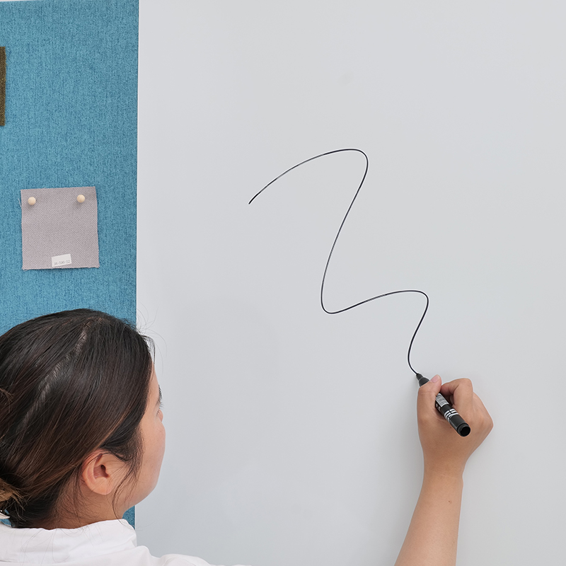 Hvitt skriveakustisk tavle for kontormøterom Stoff pakket med magnetisk herdet glass Støyabsorber med skriving